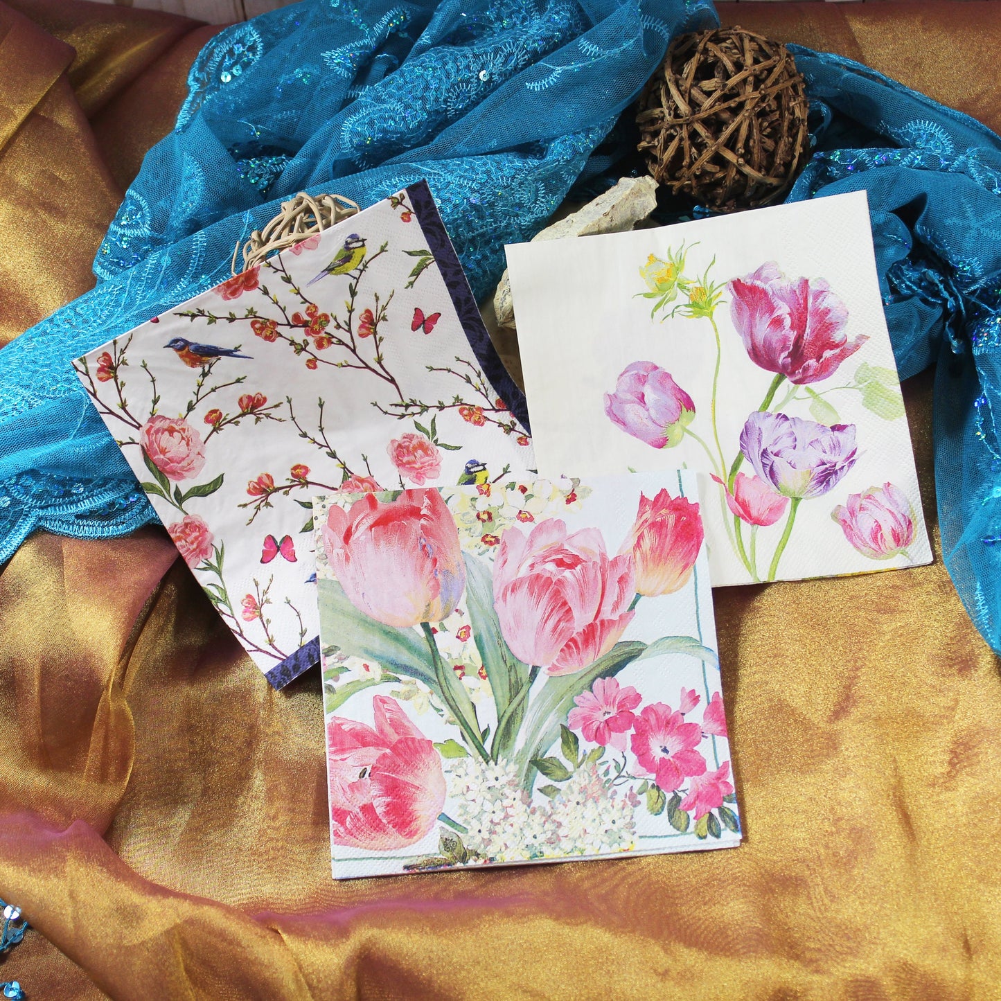 Decoupage Napkins 6 Assorted Floral Designs - Series 6