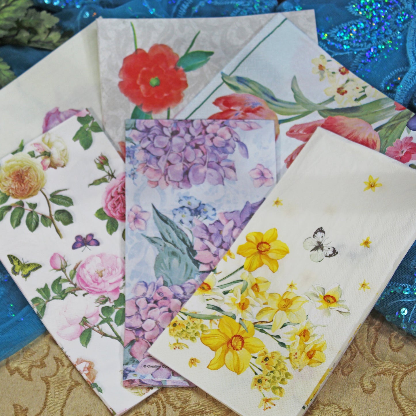 Decoupage Napkins 6 Assorted Floral Designs - Series 8