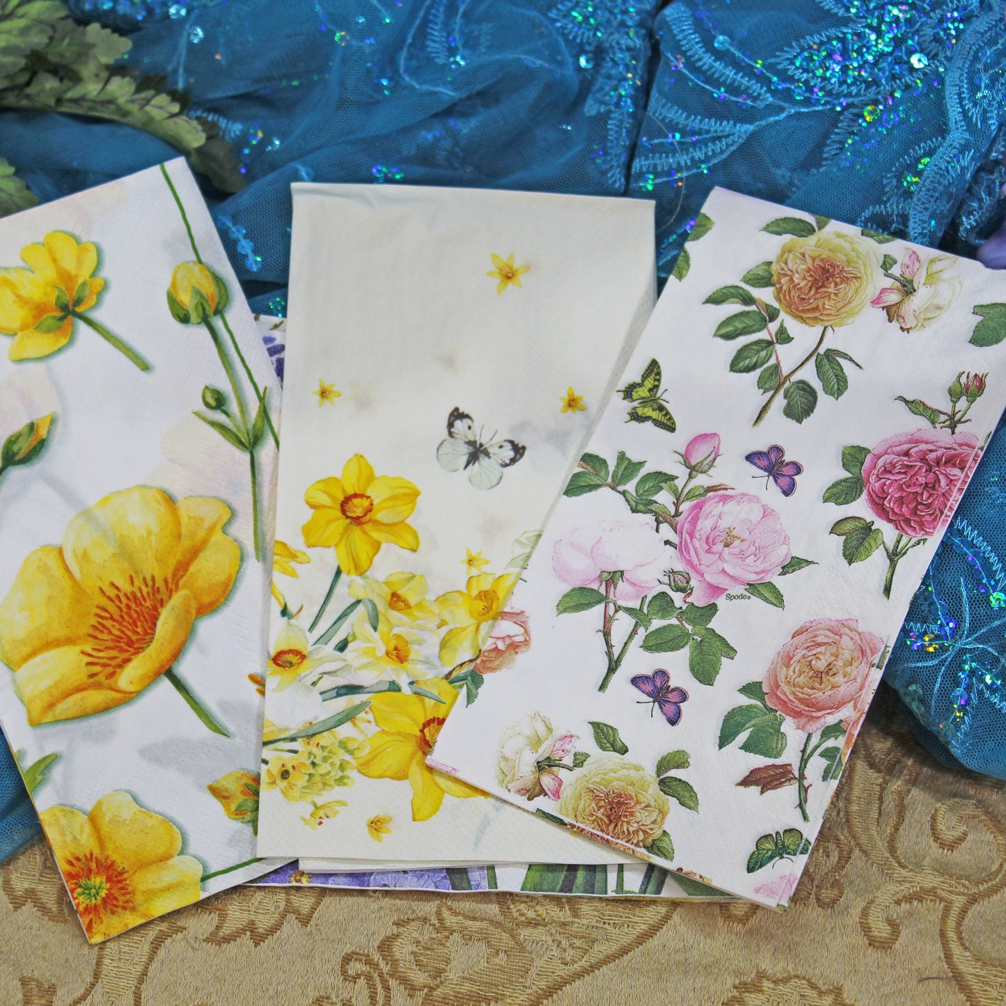 Decoupage Napkins 6 Assorted Floral Designs - Series 3