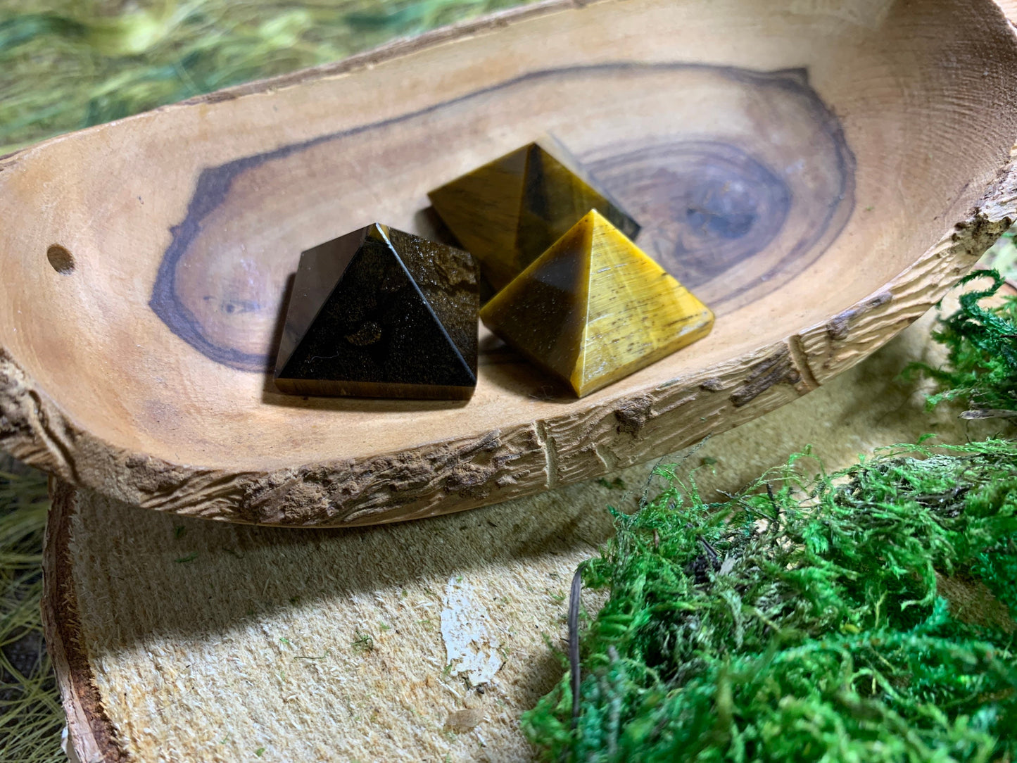 Tigers Eye Pyramid | Healing Crystals